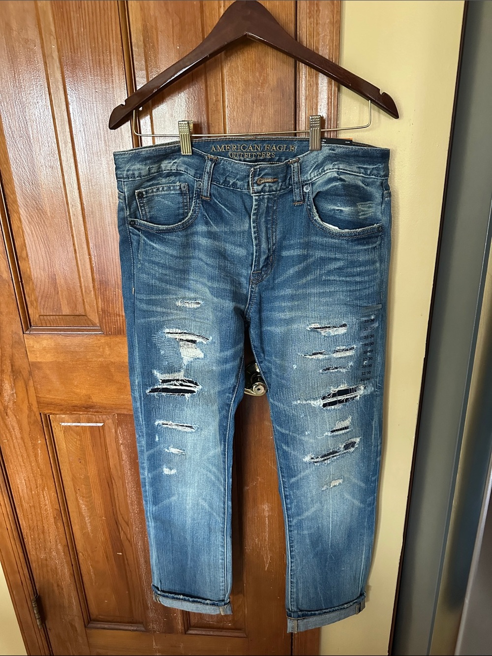 American Eagle Outfitters Men's Ripped Blue Slim Straight Jeans